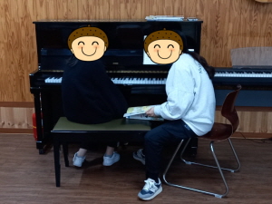 [꾸미기][꾸미기]20220119 피아노교실-저(1).jpg